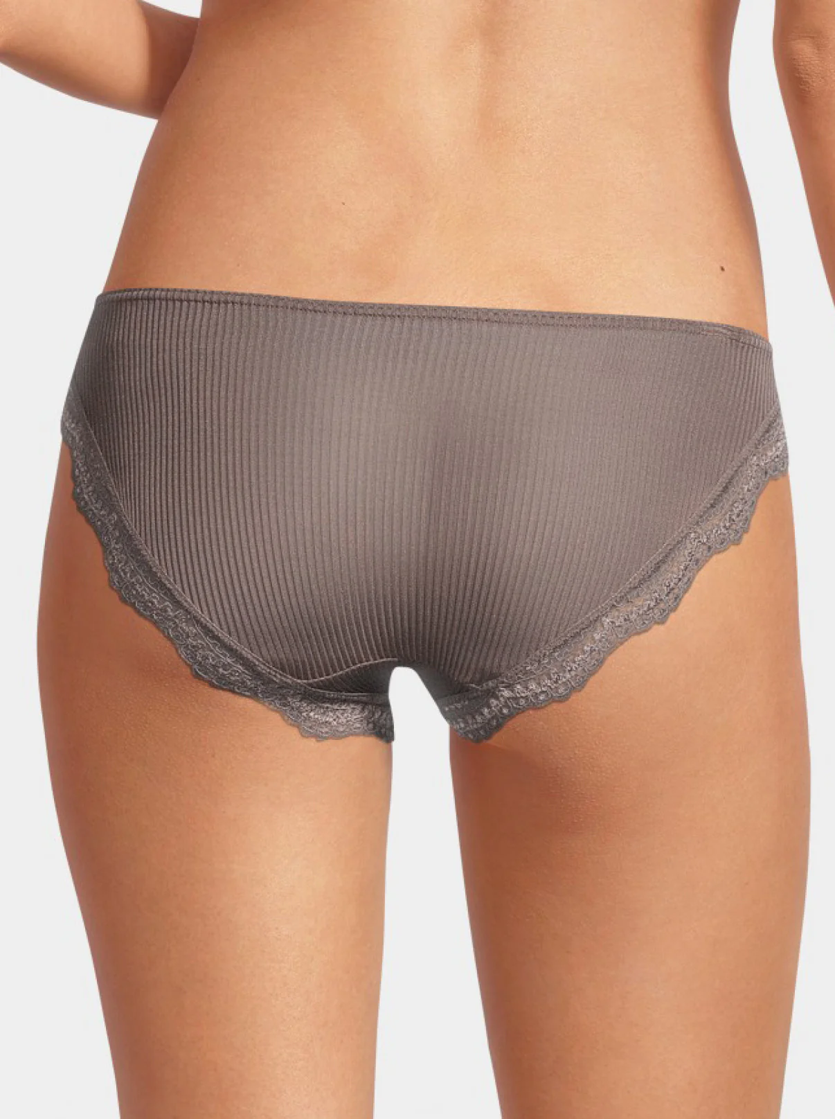 Dentelle de Calais® Mini low-rise Brief in silk 9471 - Image 13