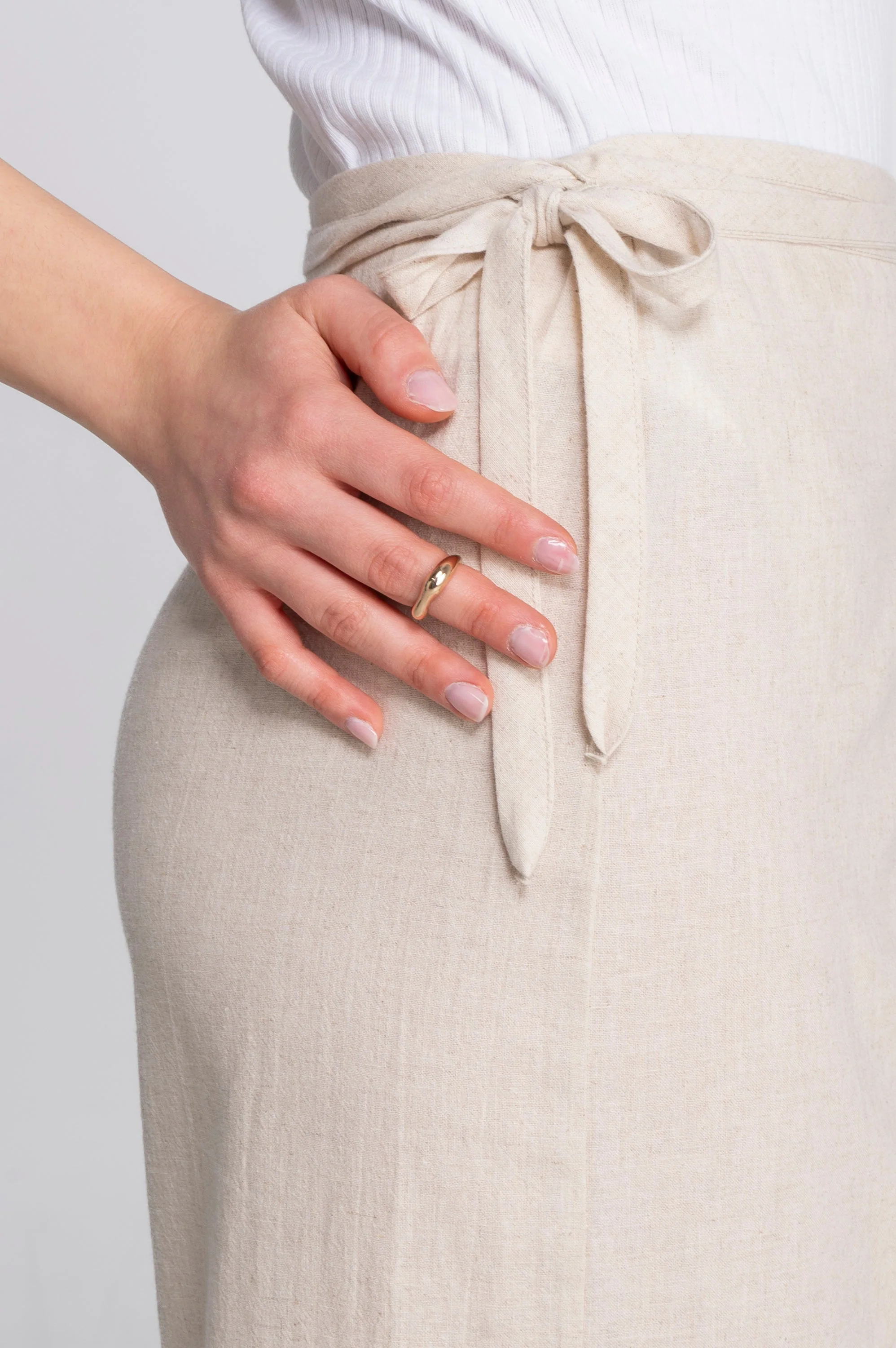 Long wrap skirt in cotton-linen with foliage embroidery 7535 - Image 5