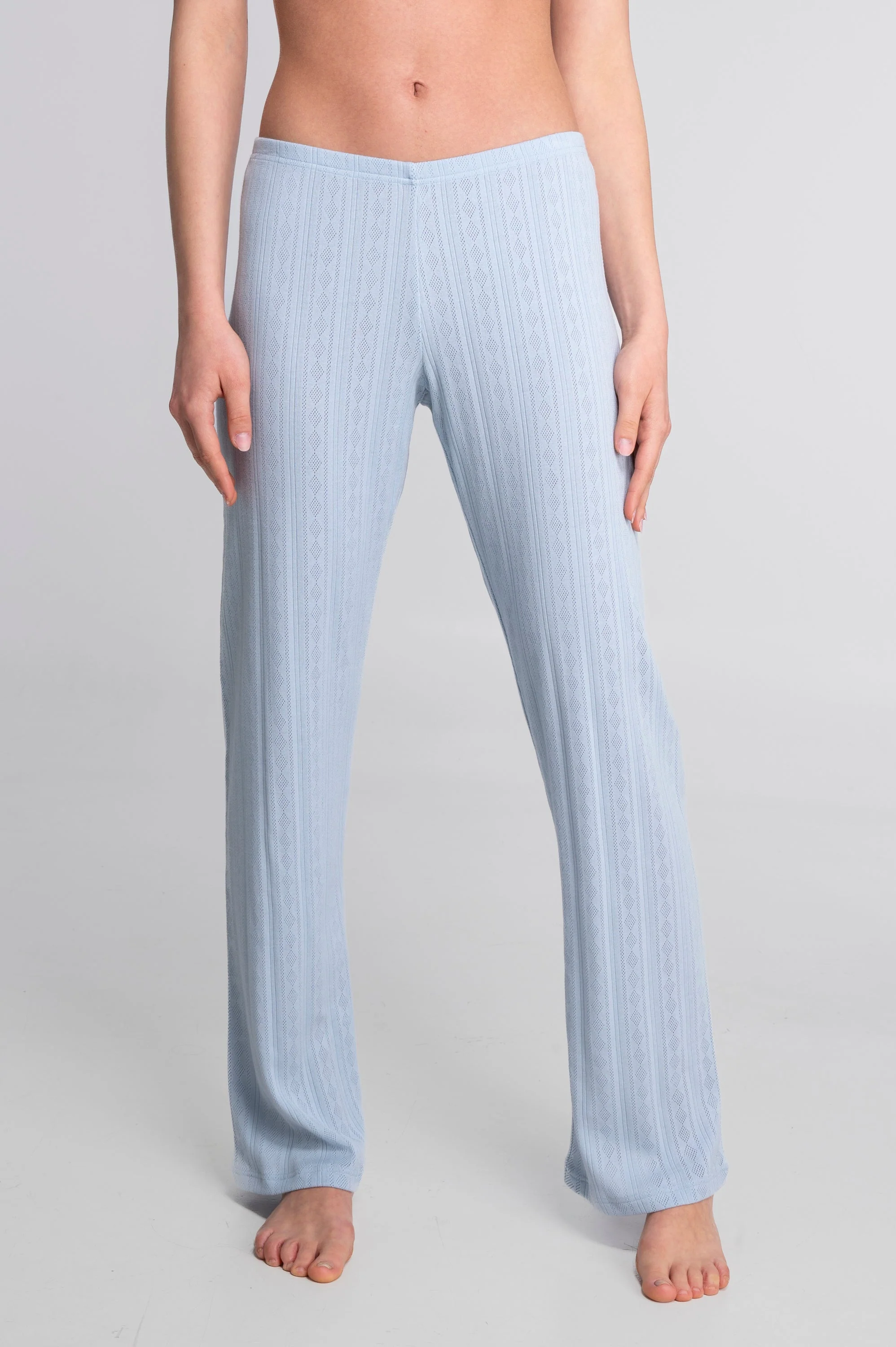 Straight-leg pants in ajourè cotton 7549