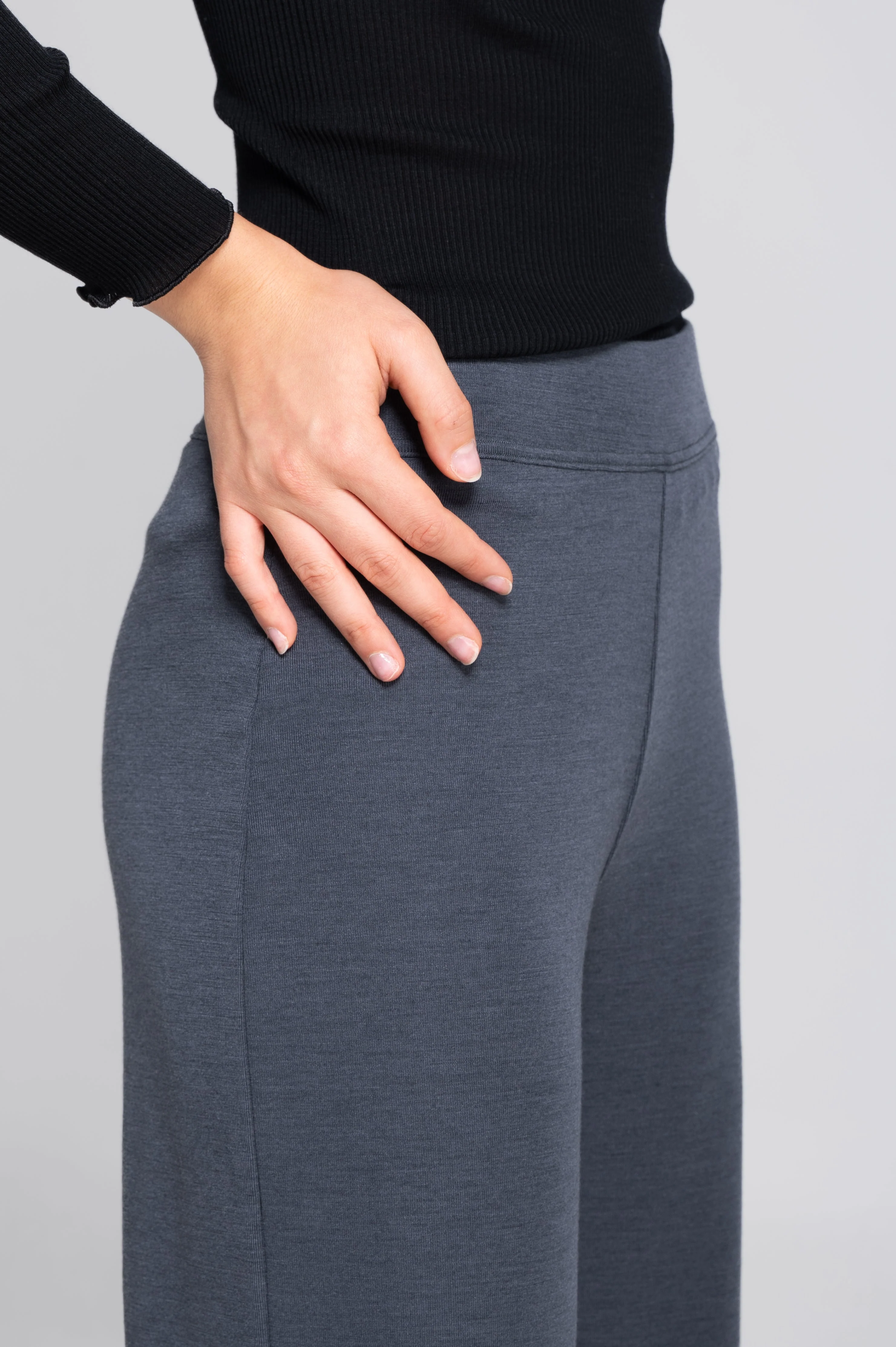 Wide-leg wool and silk trousers 5681 - Image 16