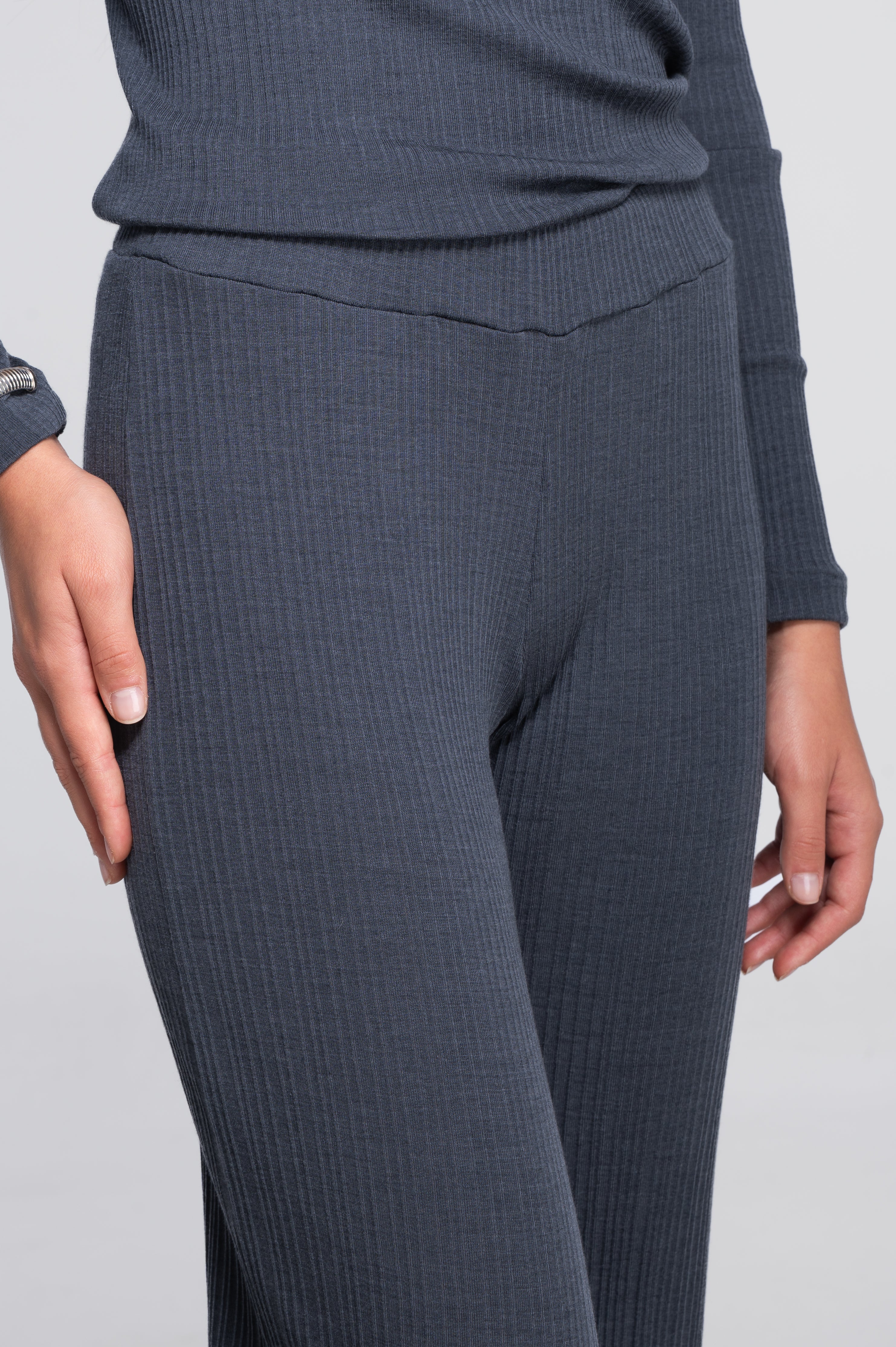 Wide-leg wool and silk trousers with irregular rib 7468 - Image 7