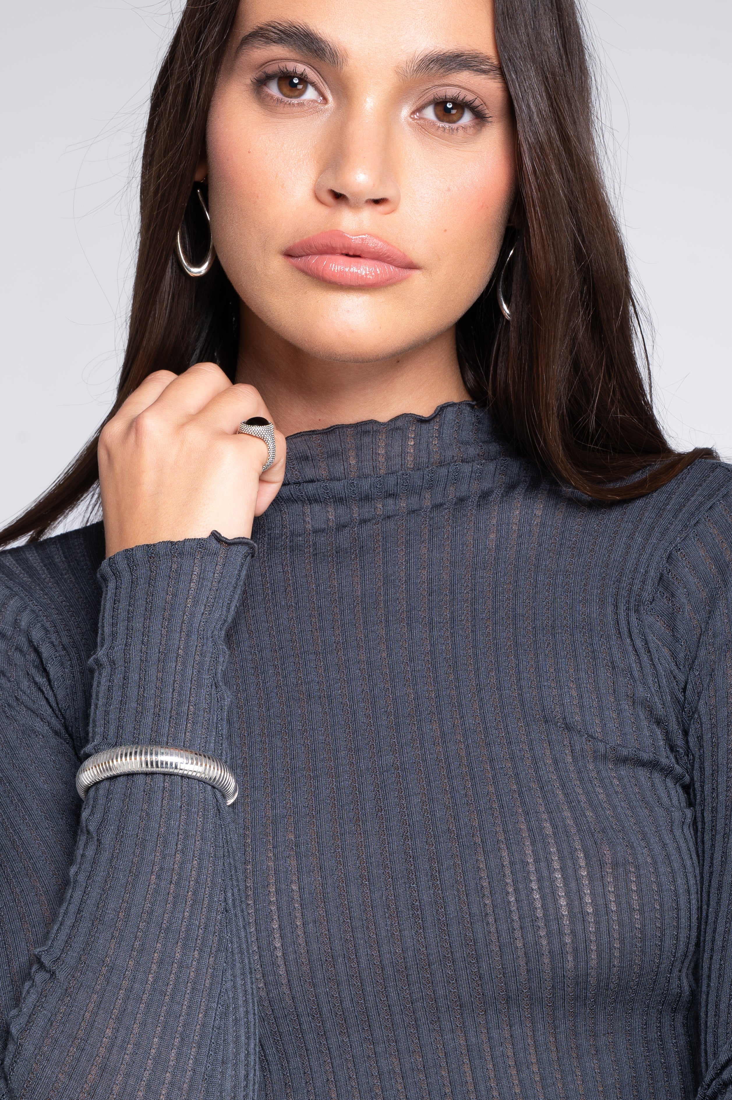 Long sleeves mock neck shirt in ajouré wool and silk 7494 - Image 21