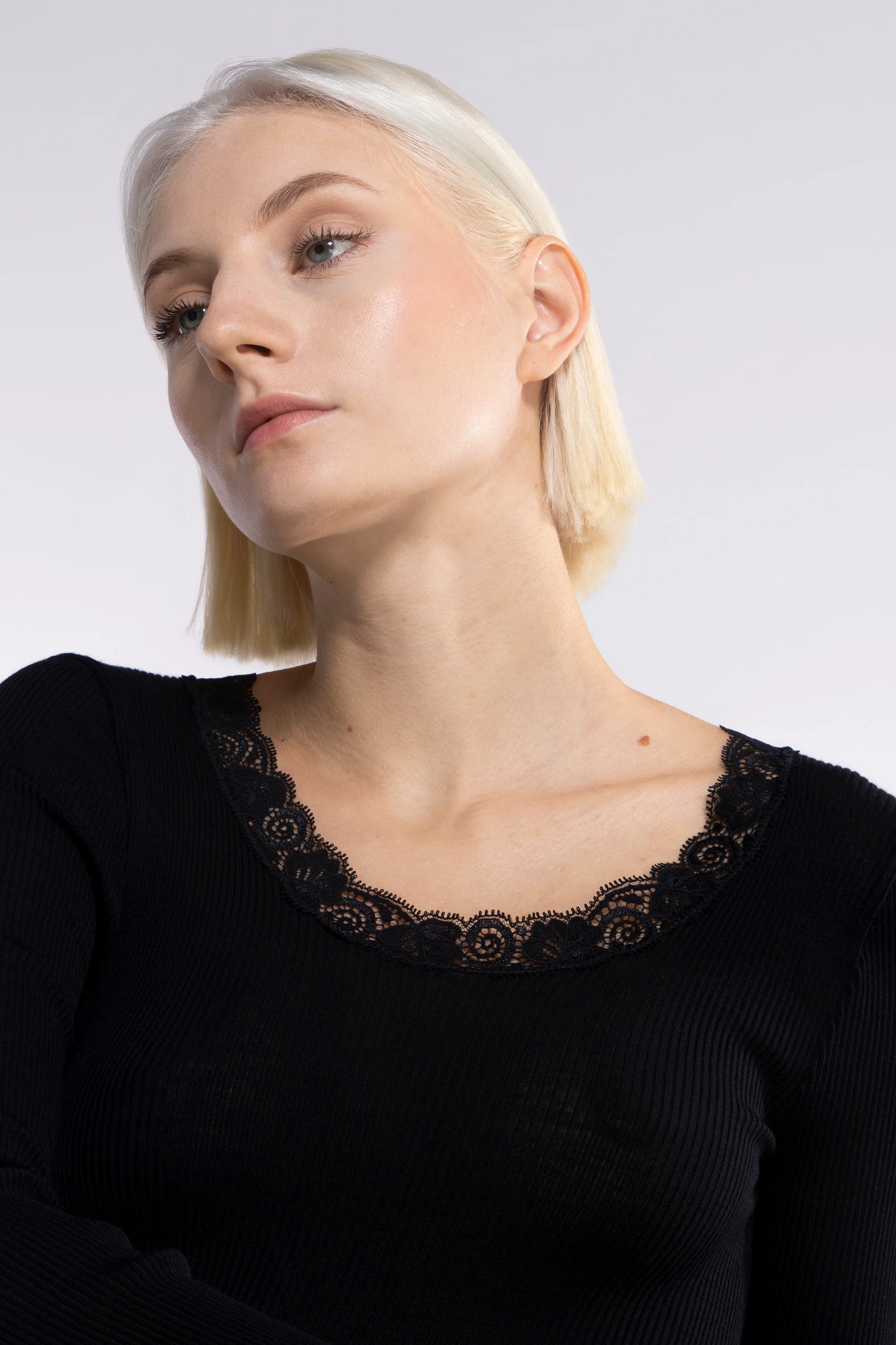 Long-sleeved shirt in wool and silk with Leavers lace 3416 - Image 6