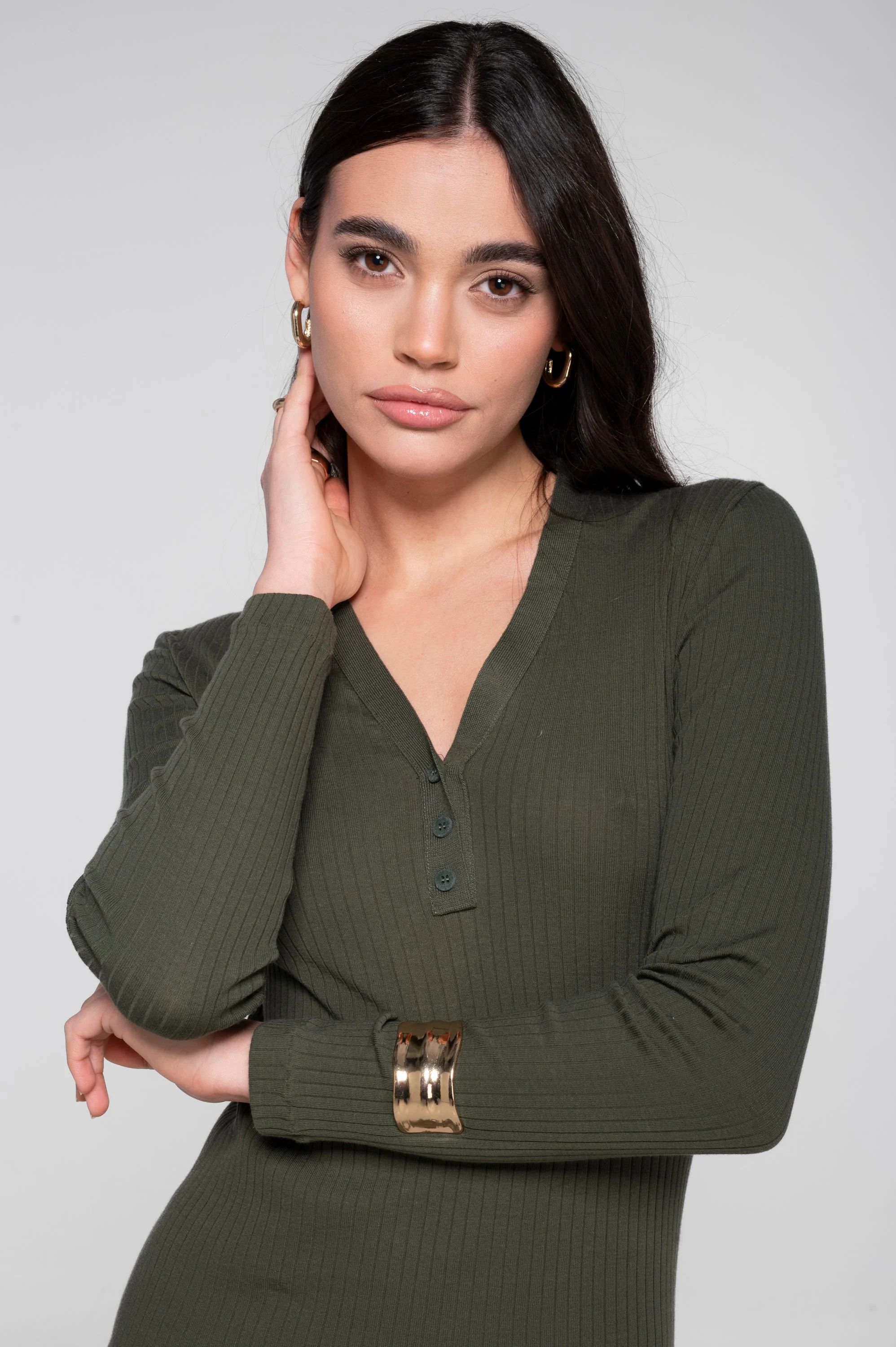 Cotton long sleeves henley shirt 7565