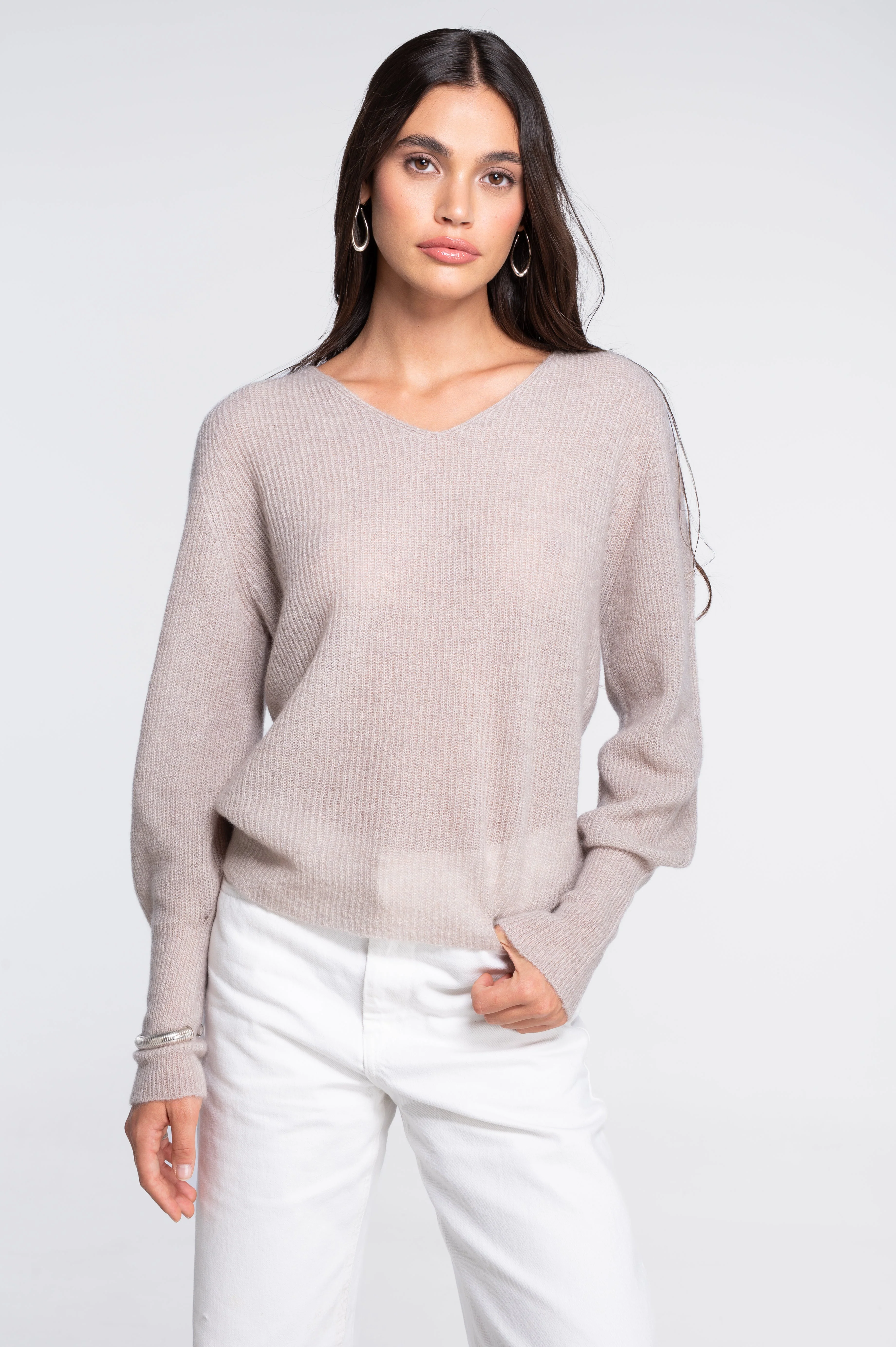 V neck pullover in alpaca 7483 - Image 15