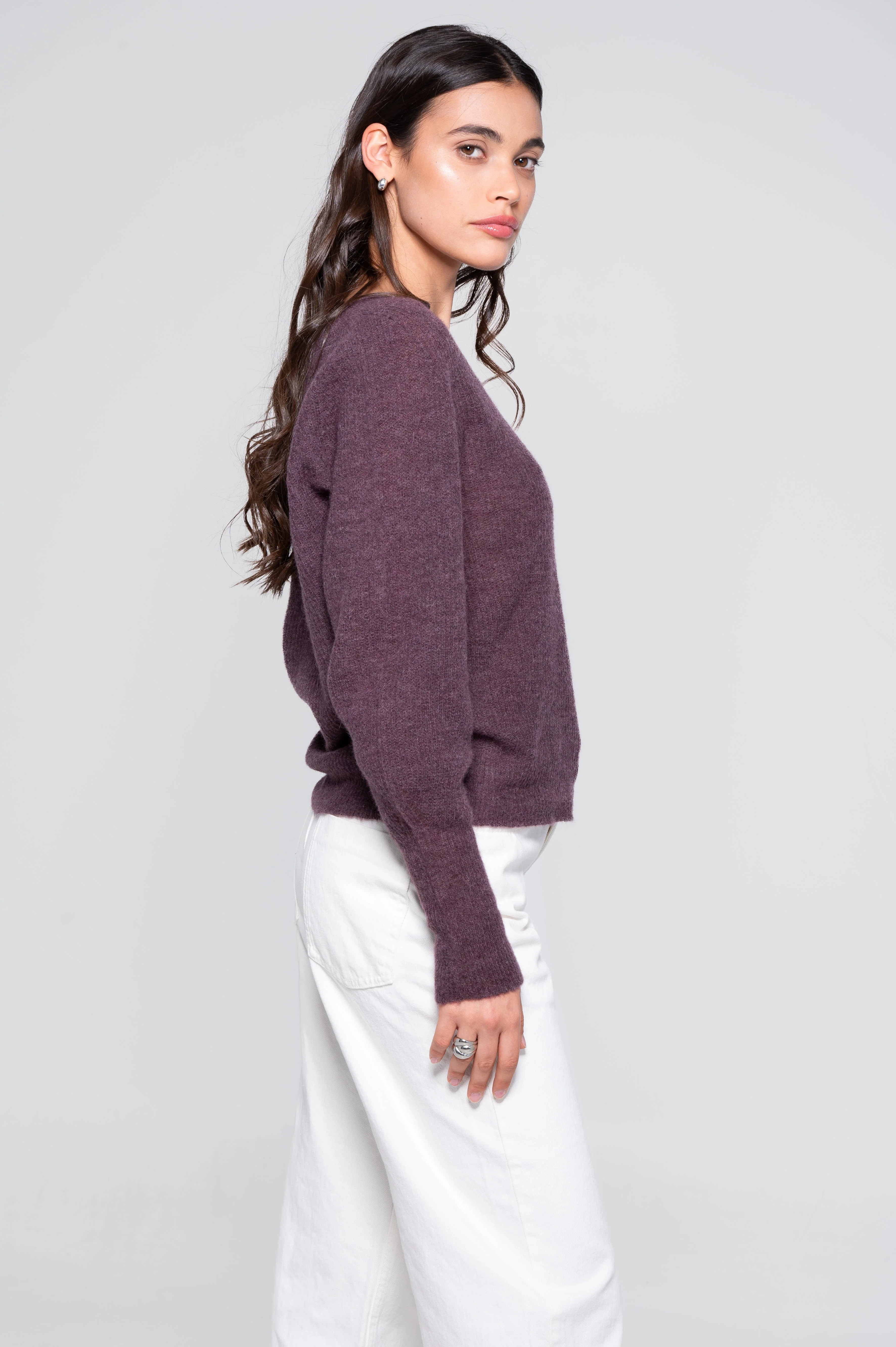 V neck pullover in alpaca 7483 - Image 28
