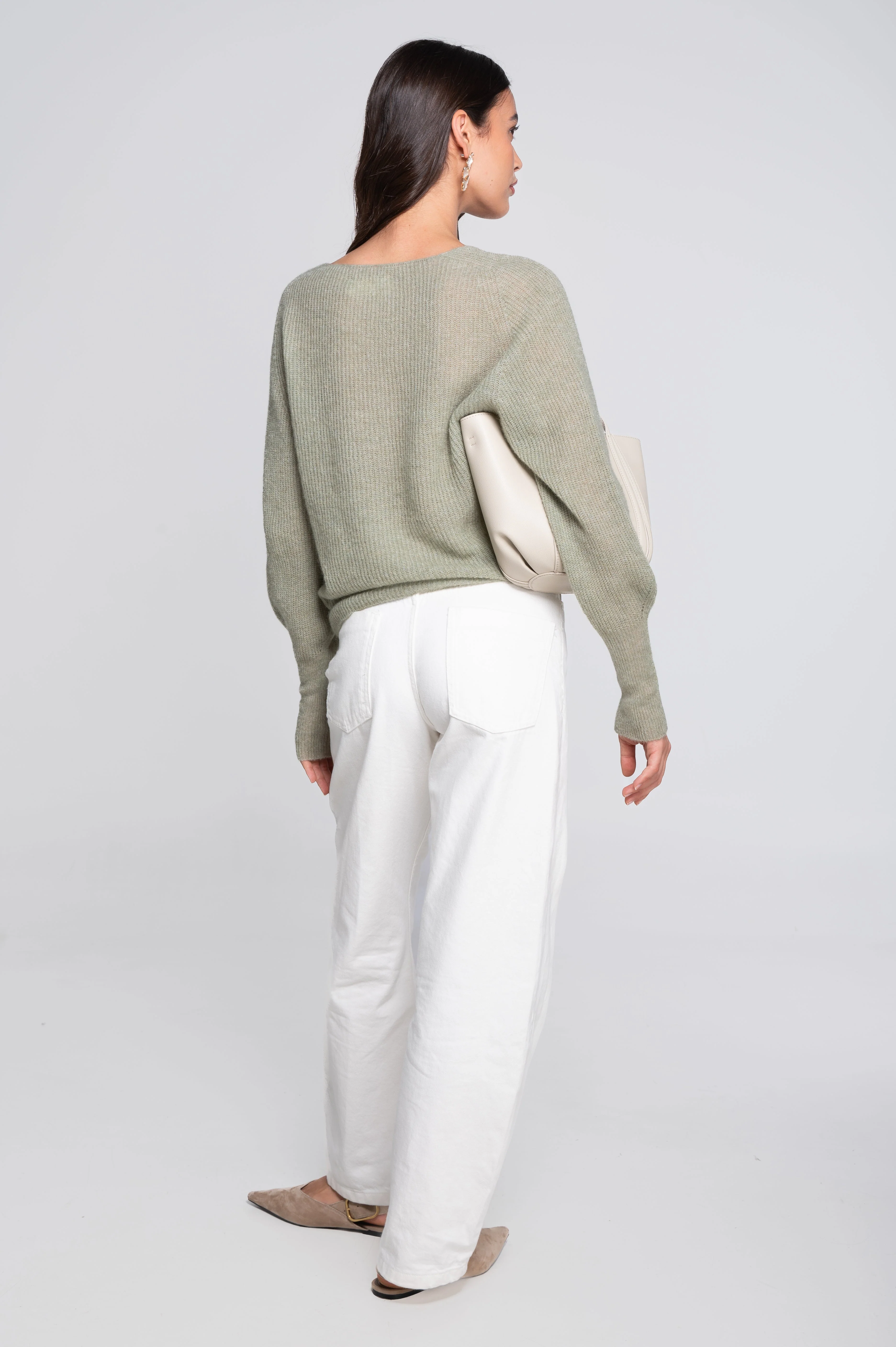 V neck pullover in alpaca 7483 - Image 5