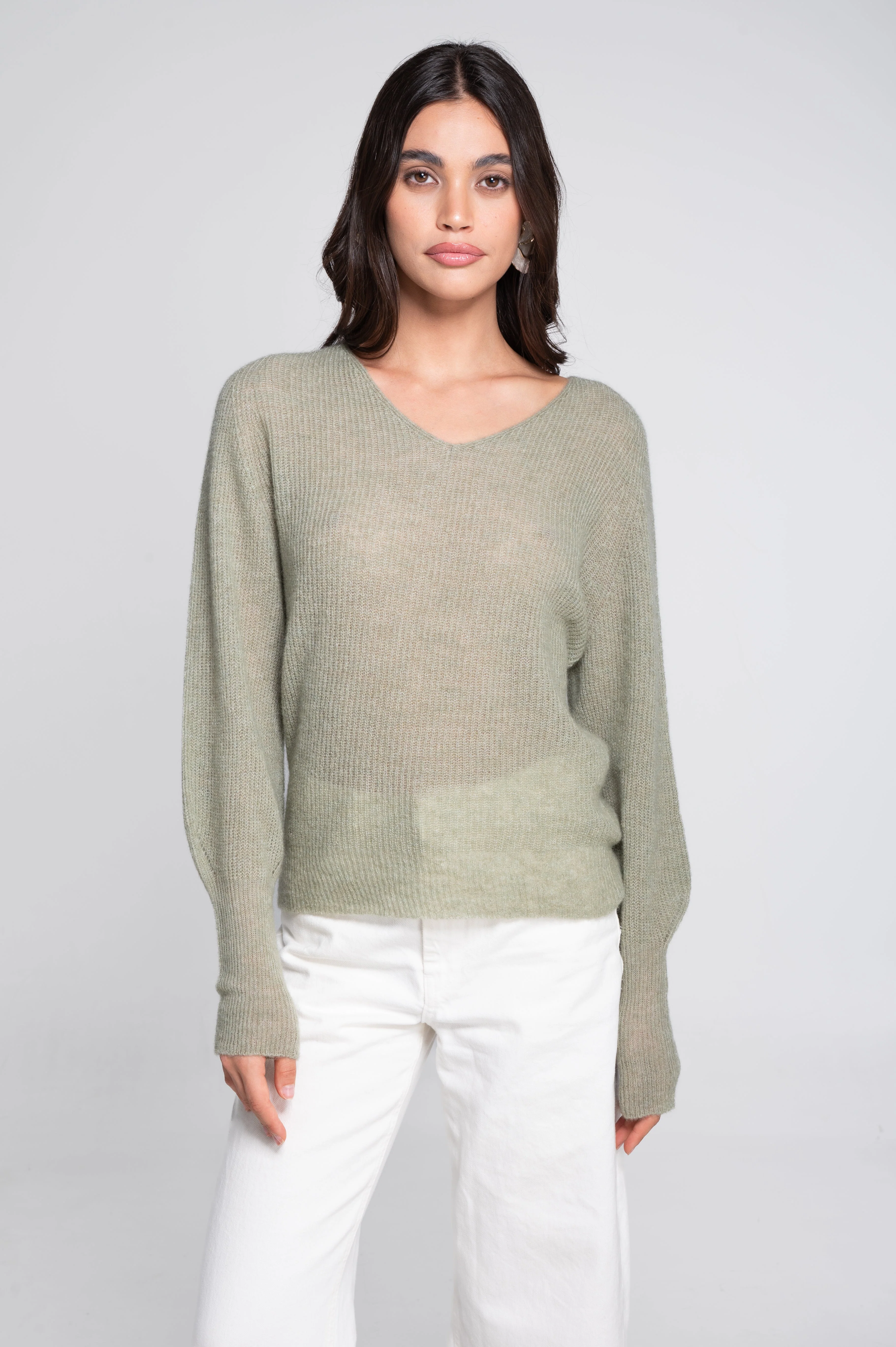 V neck pullover in alpaca 7483 - Image 6