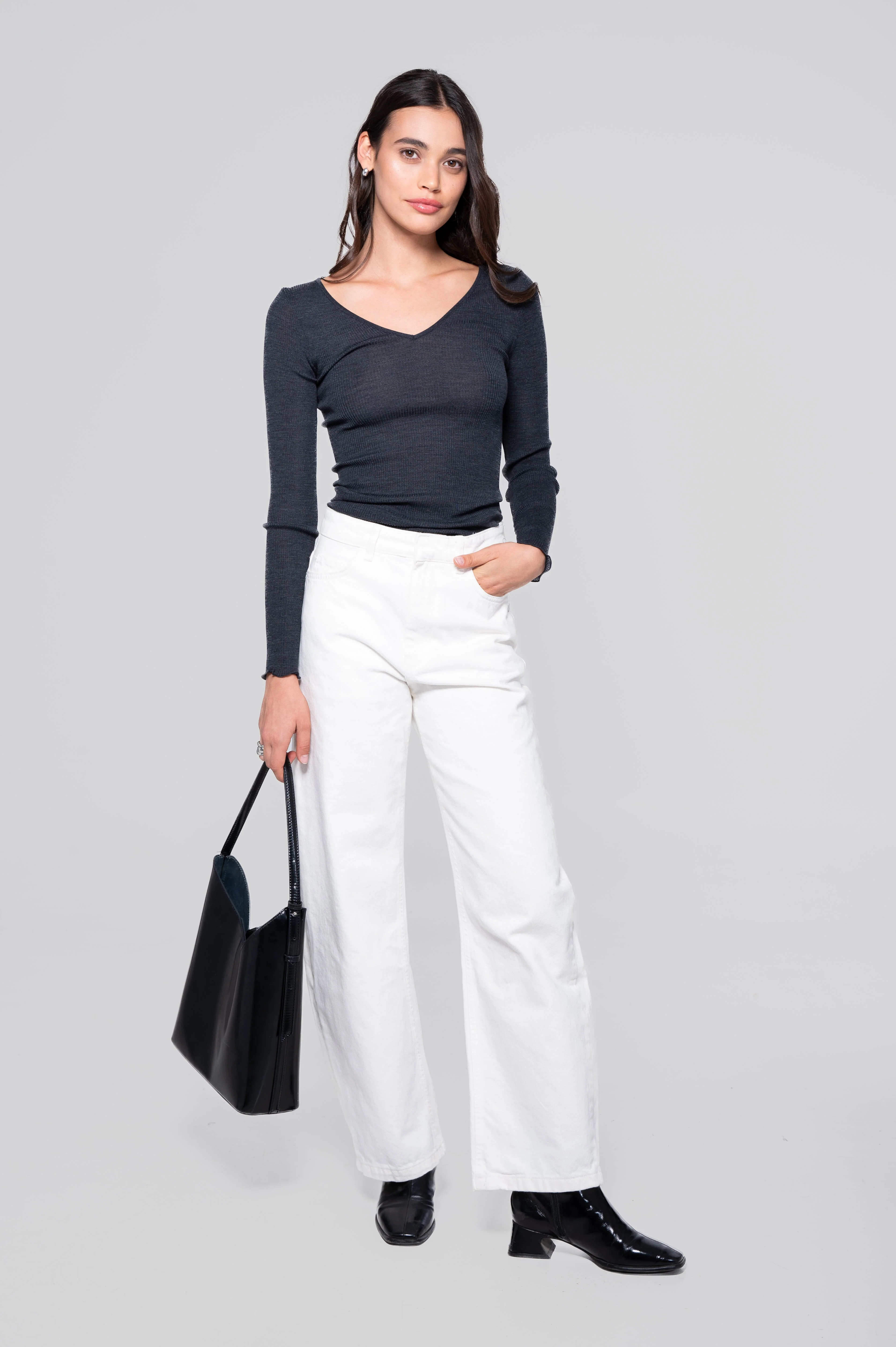 Wool and silk long sleeves V neck shirt 3486 - Image 16