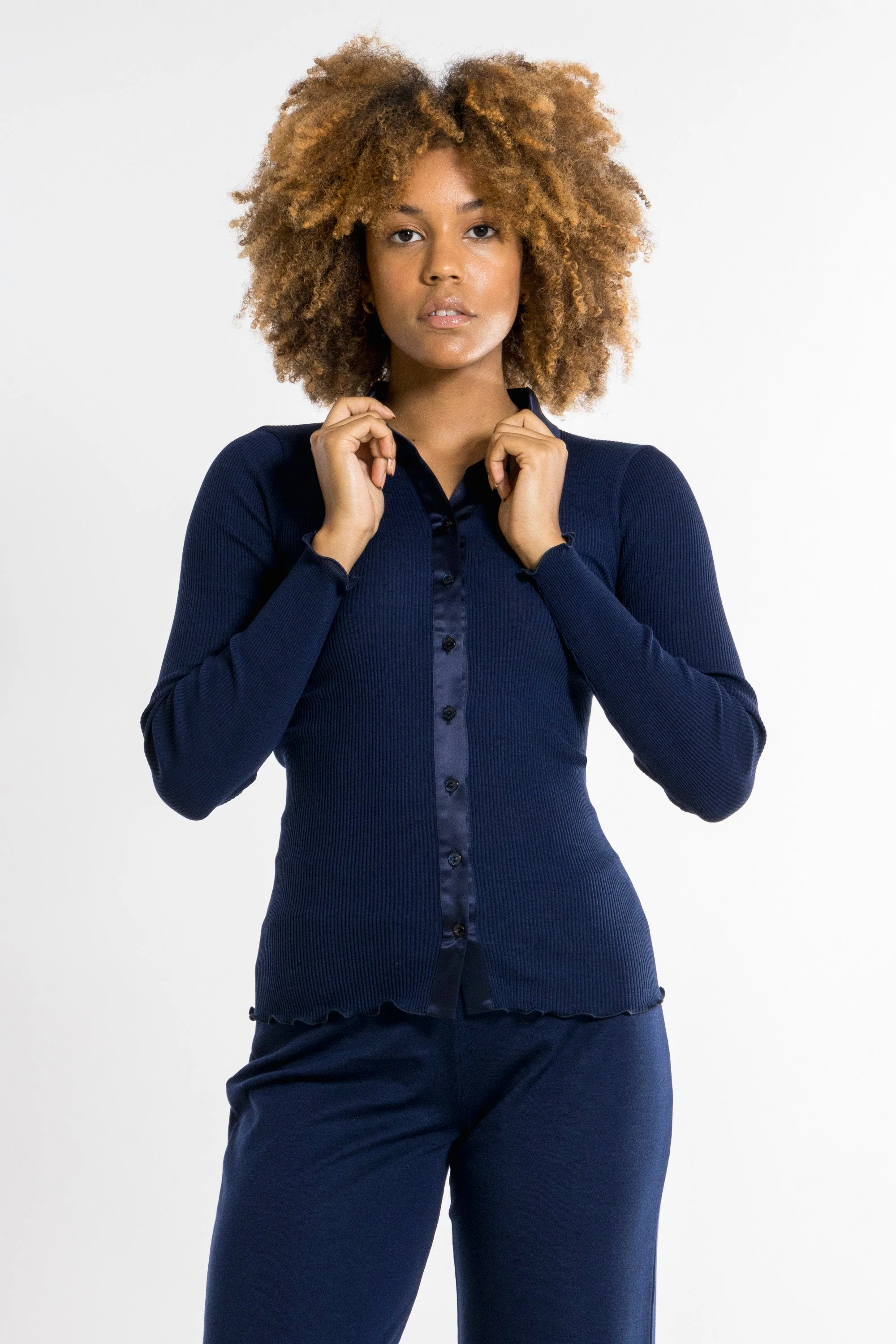 Wool and silk long sleeves shirt with satin opening 6350 - Image 19