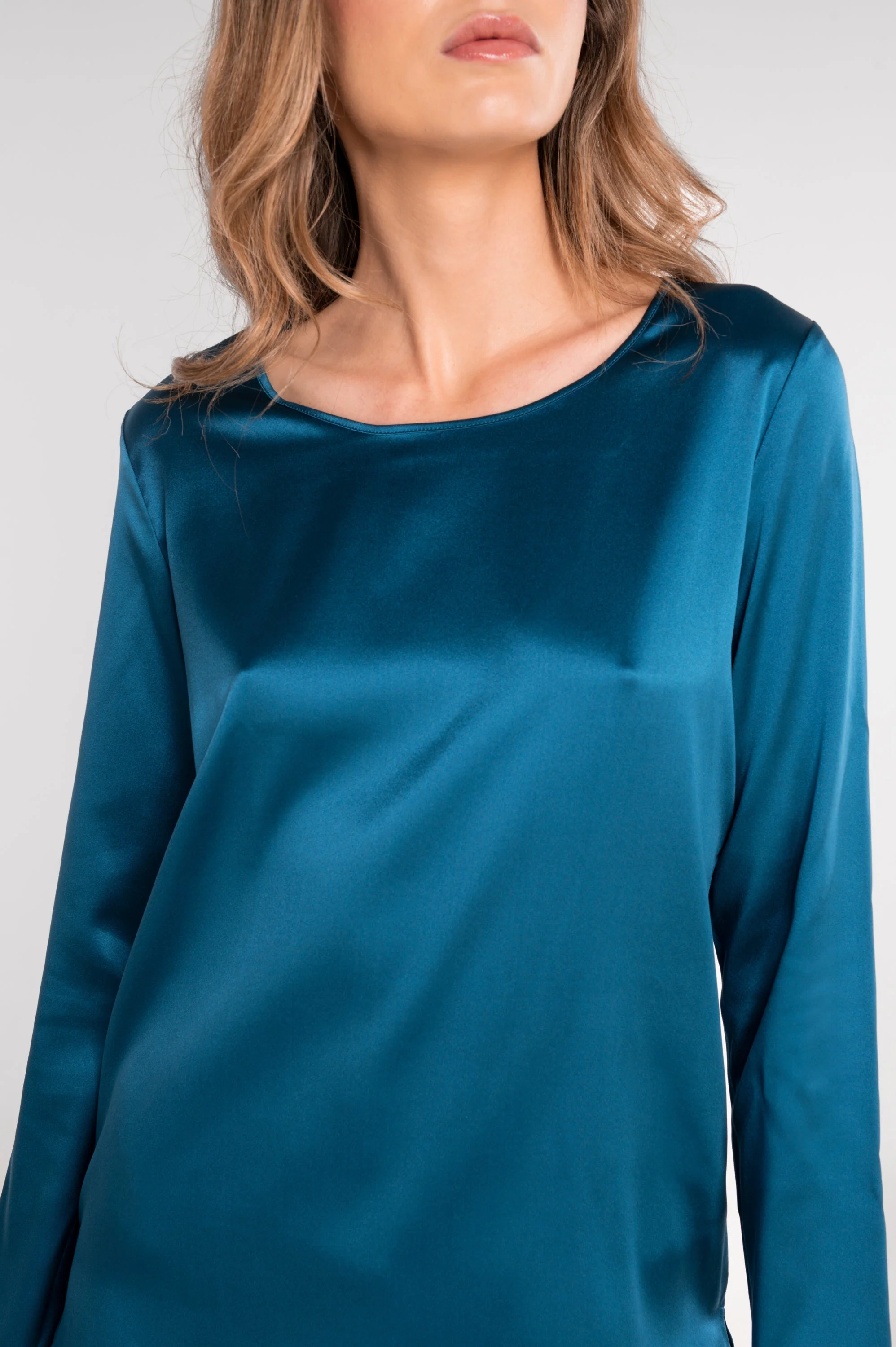 Longsleeves Shirt in Stretch Silk 10309 - Image 3
