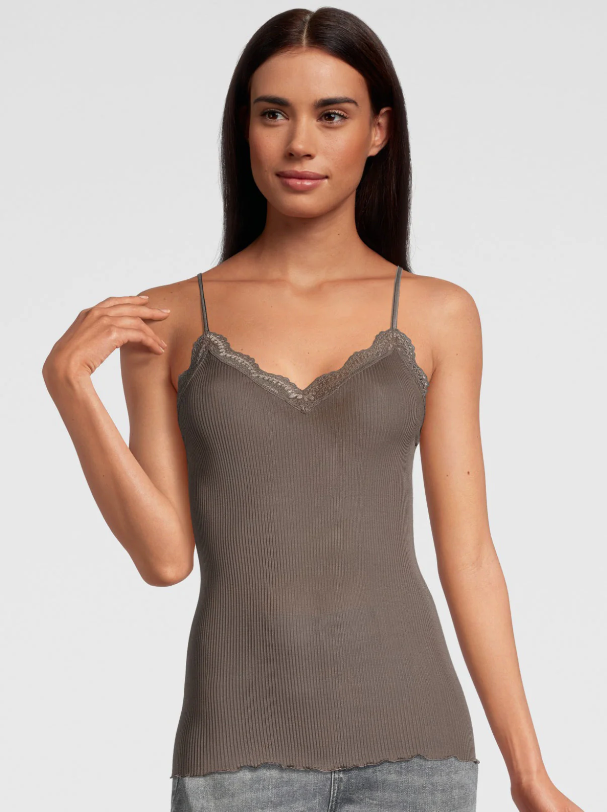Dentelle de Calais®” Spaghetti Top V-neck in pure silk 9474 - Image 12