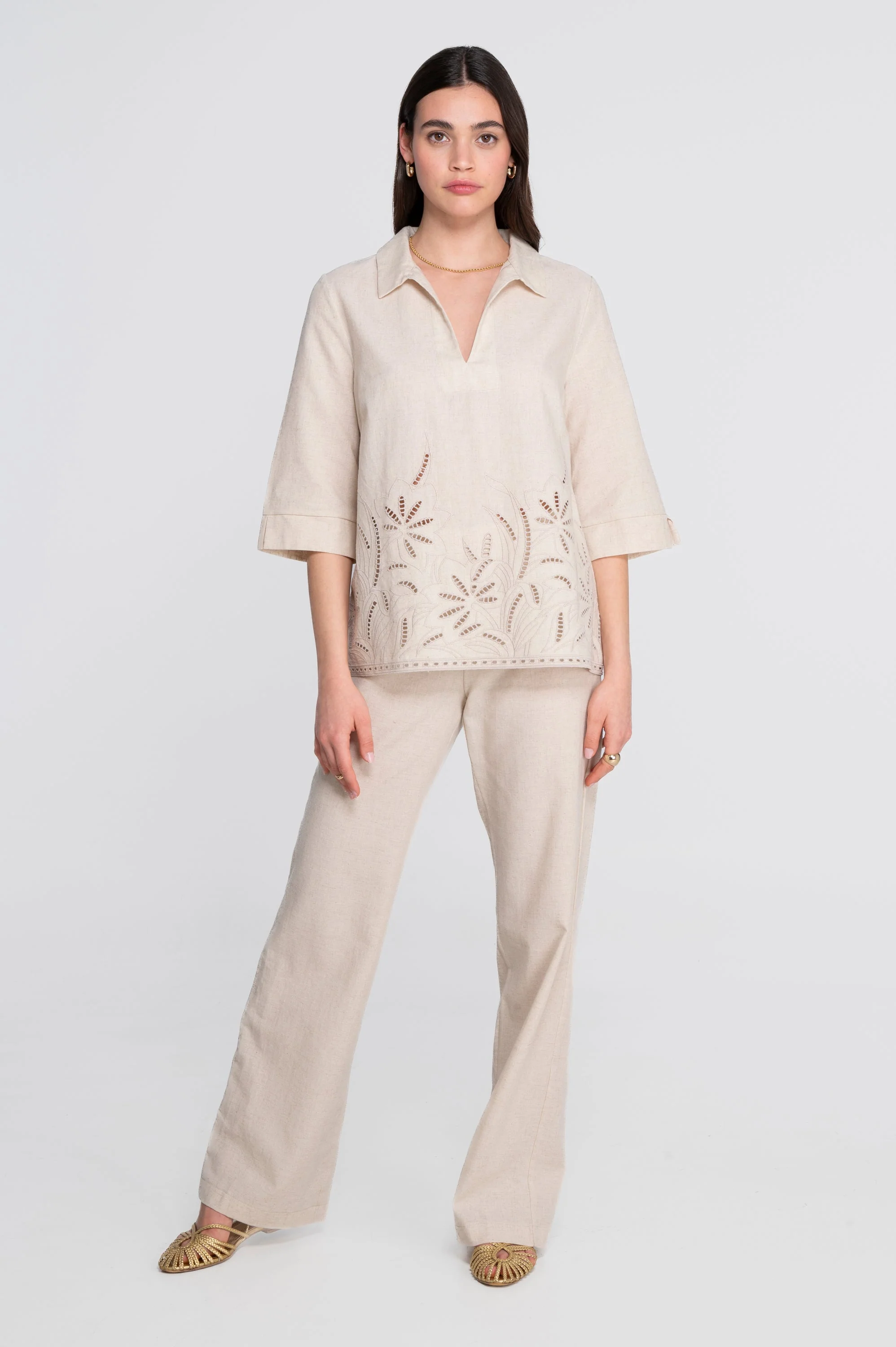 Cotton-linen blouse with foliage embroidery 7534 - Image 5