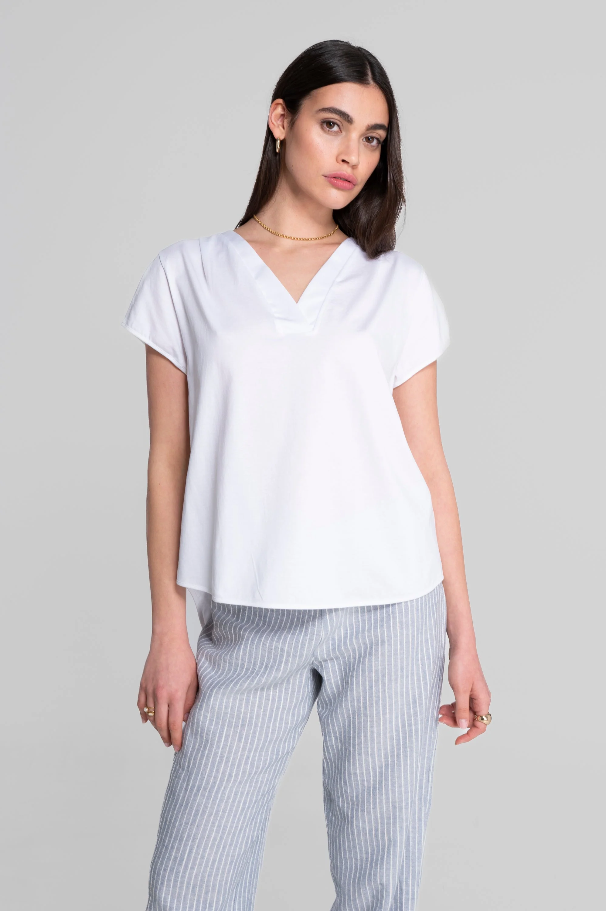 V neck flared T-shirt in jersey cotton 407 - Image 9