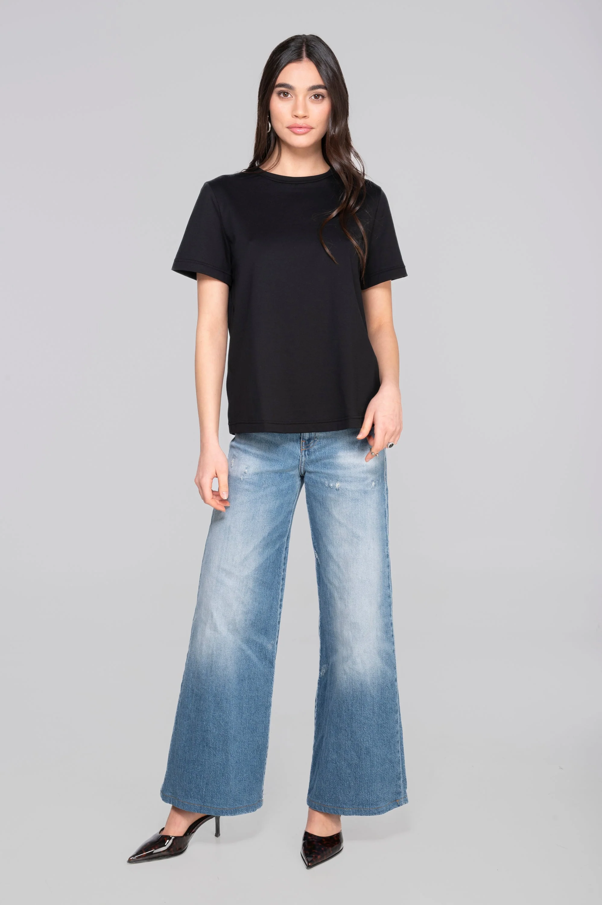 Round neck T-shirt in jersey cotton 409 - Image 9