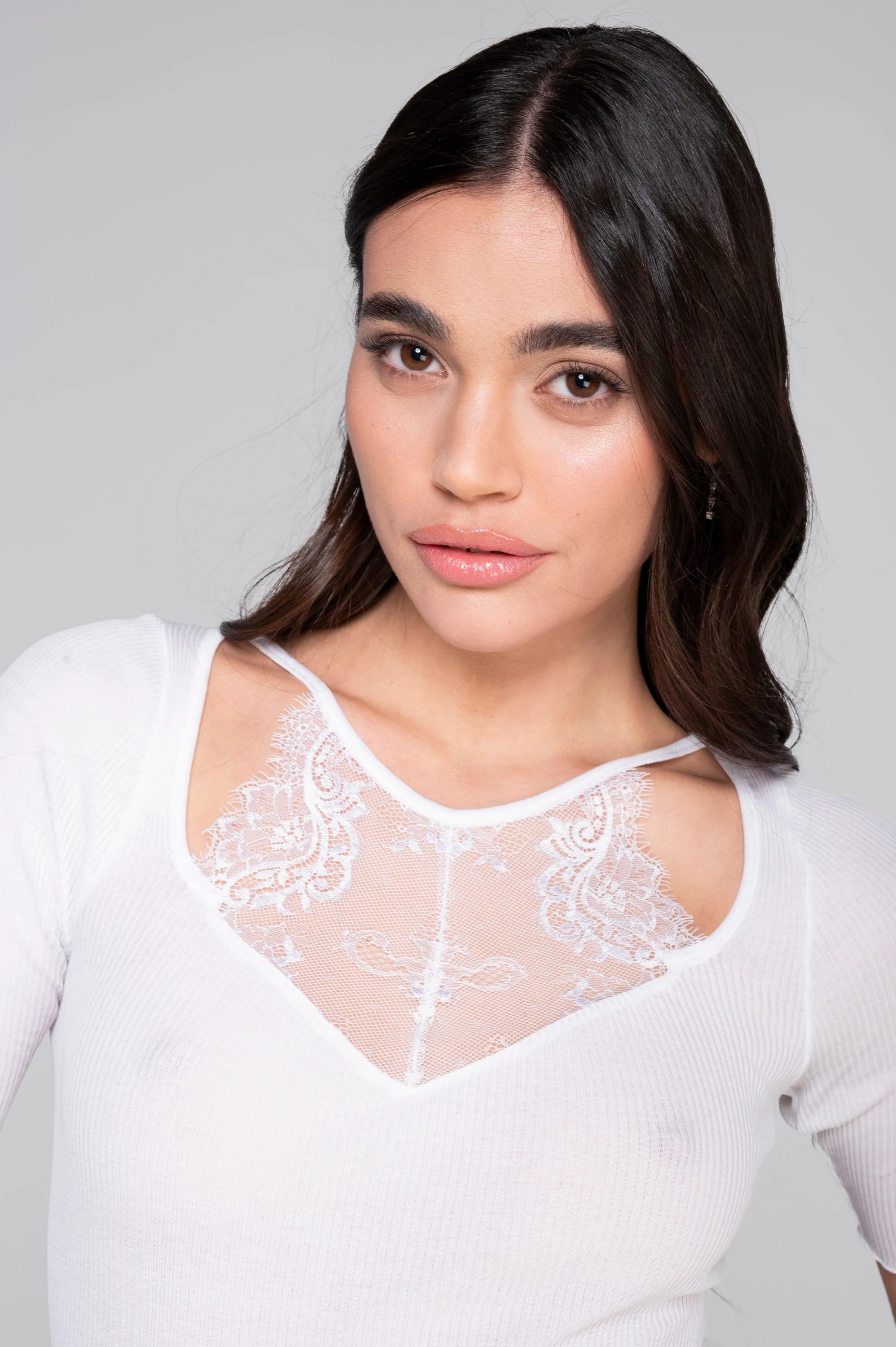 Filoscozia short sleeve ribbed top with chantilly lace 7526 - Image 3