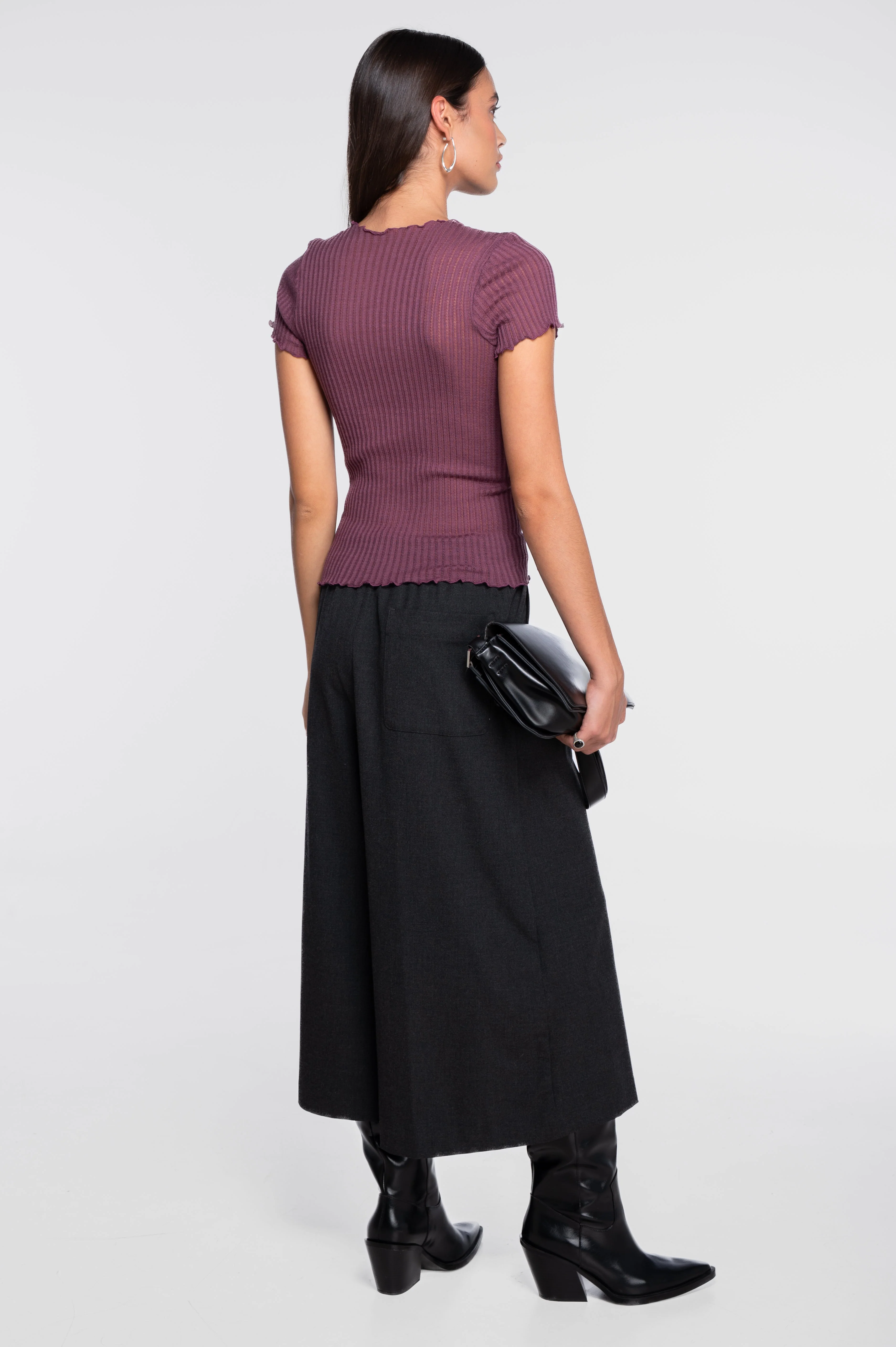 Short sleeves roundneck top in ajouré wool and silk 7493 - Image 30