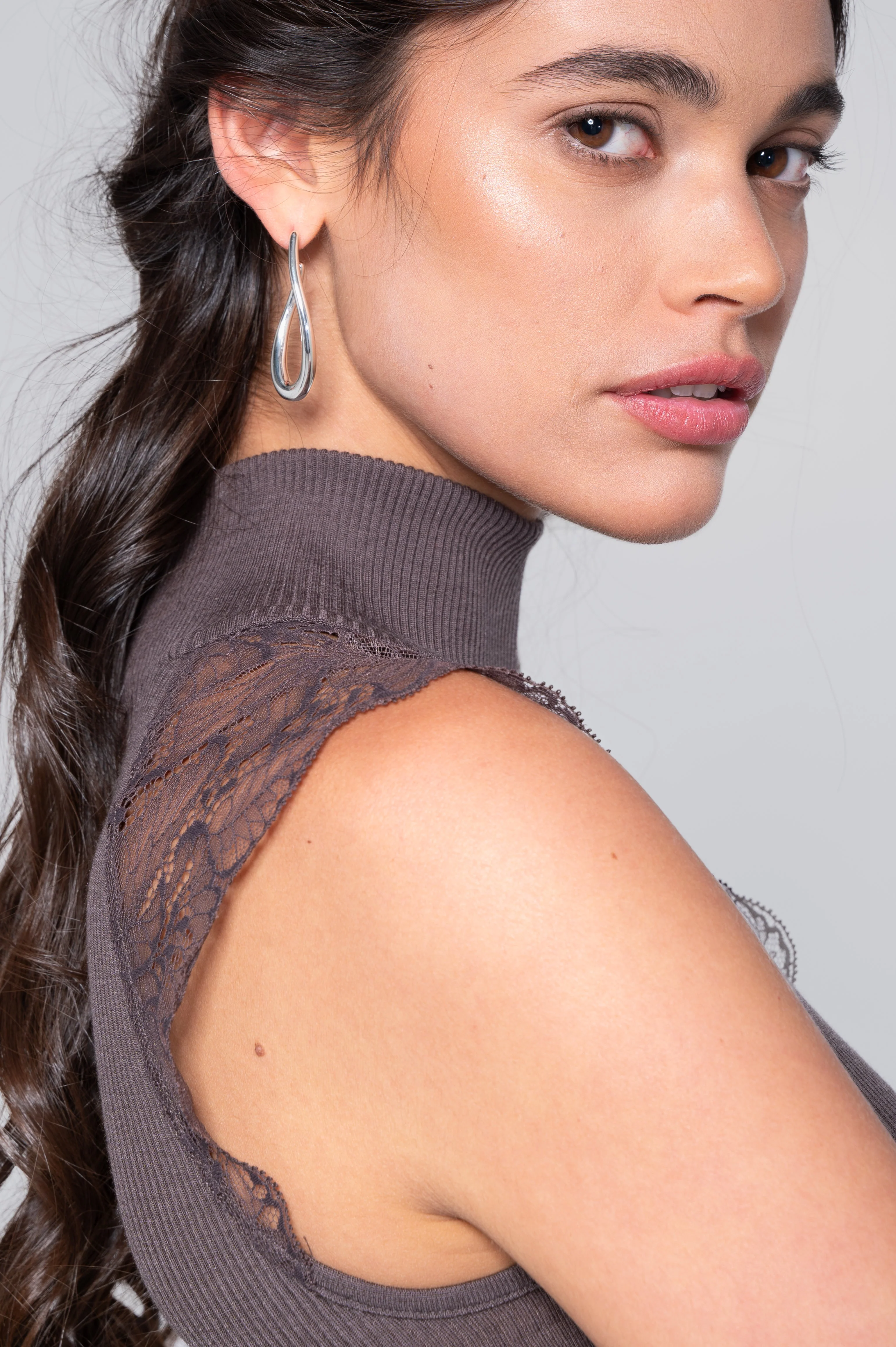 Wool and silk sleeveless mock neck top with Leavers lace 7611 - Image 10