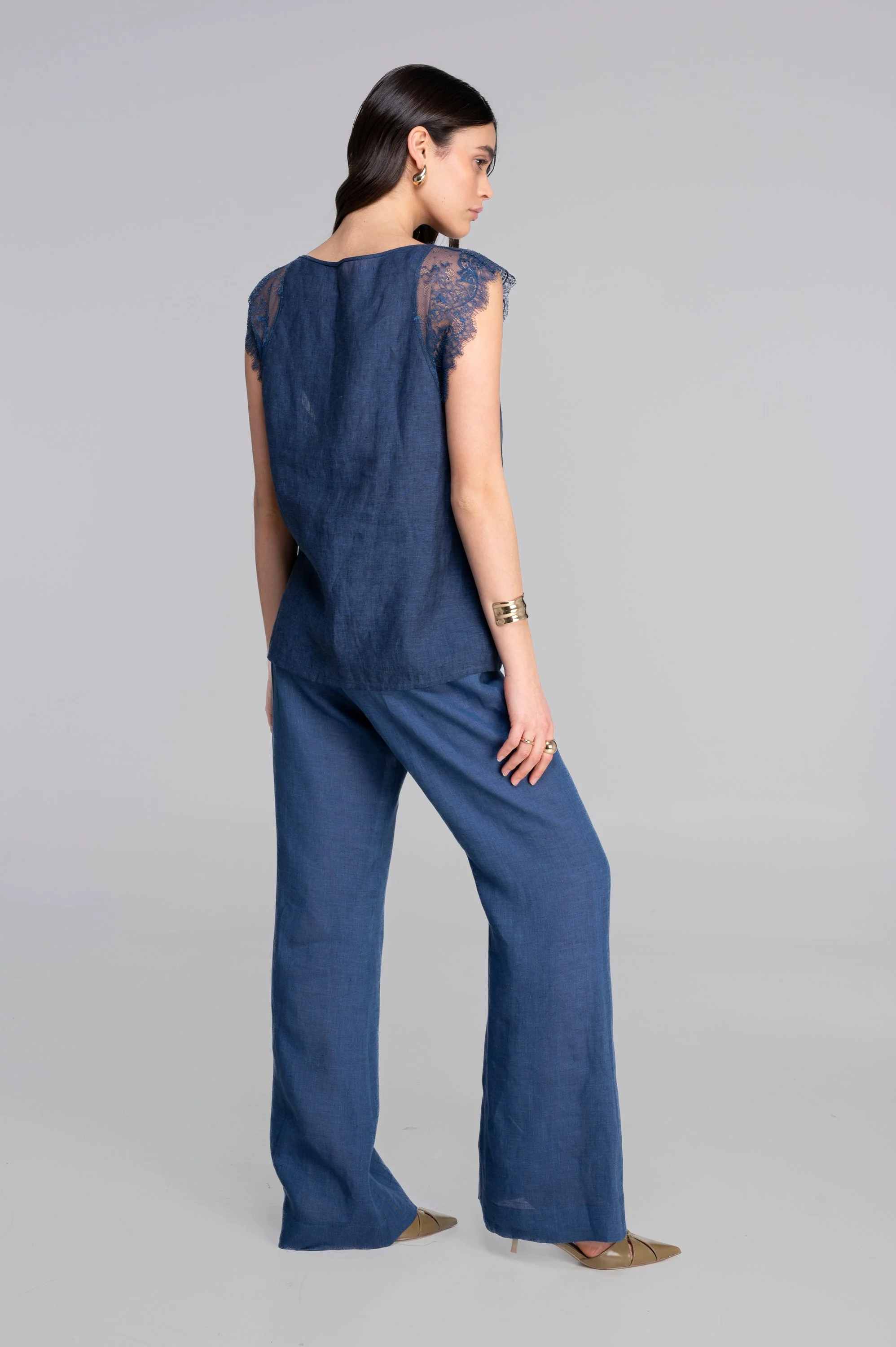 Linen short sleeves shirt with chantilly lace 7521 - Image 6