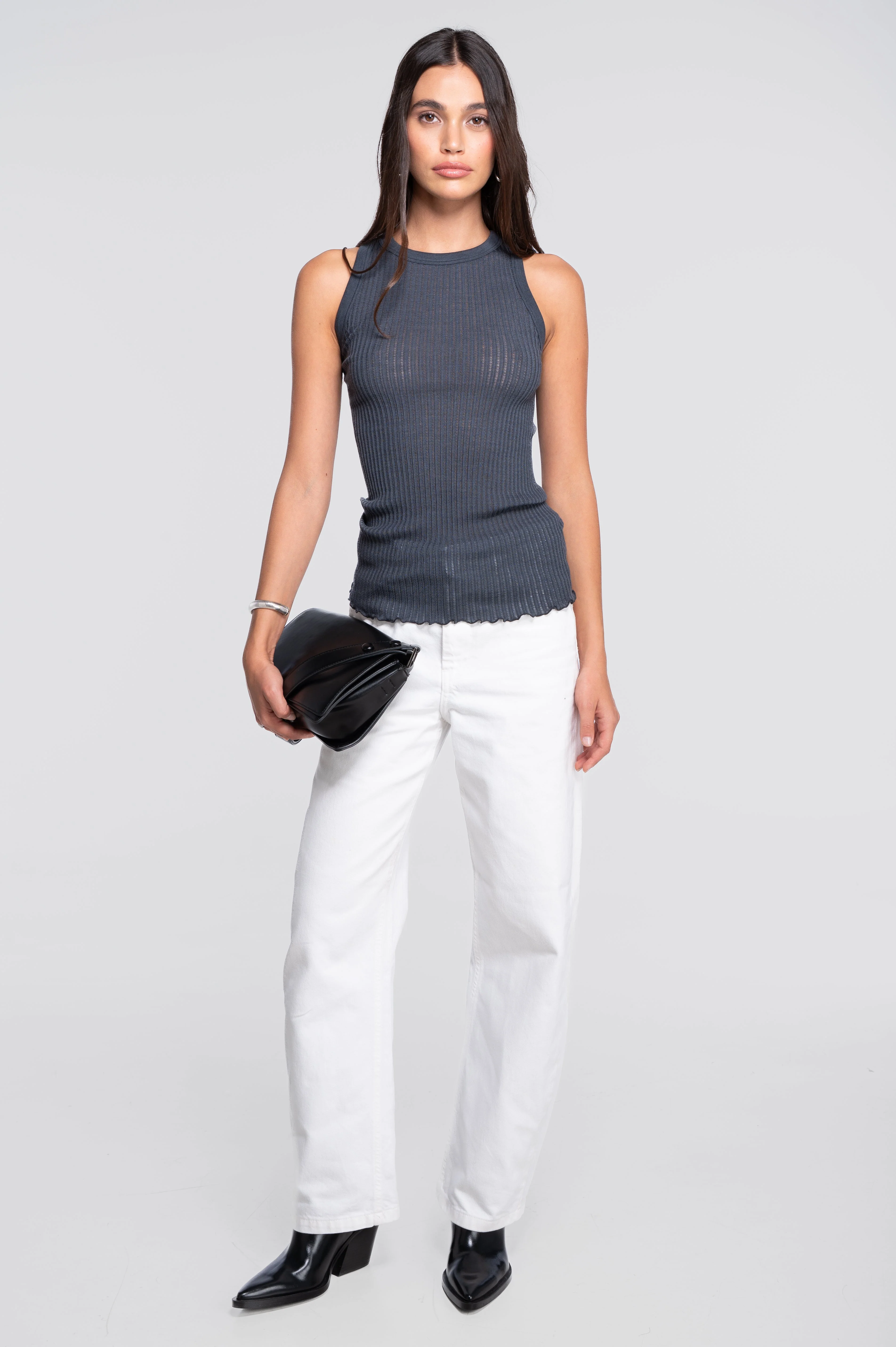 Sleeveless halterneck top in ajouré wool and silk 7490 - Image 9