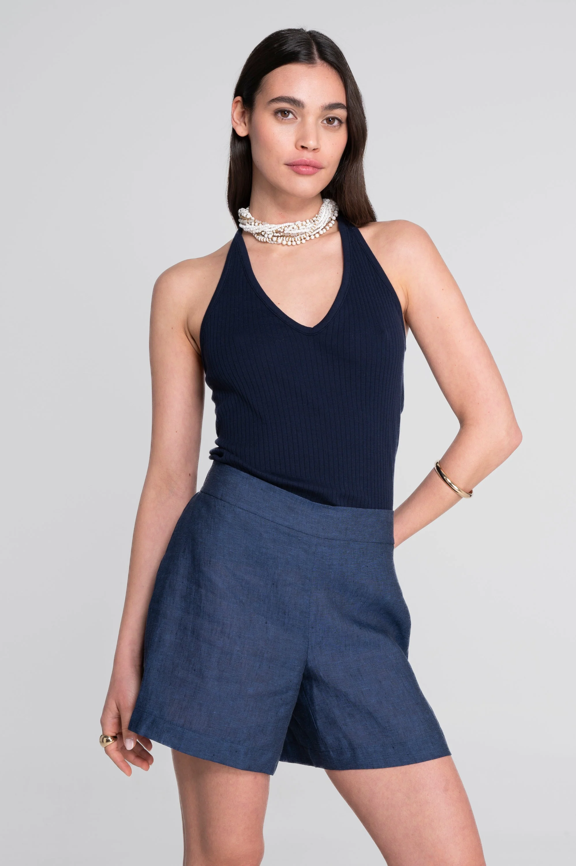 Flared linen shorts 7537L - Image 10